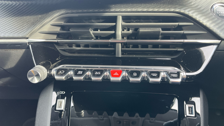 Peugeot 208 1.2 PureTech 100 Allure 5dr Petrol Hatchback